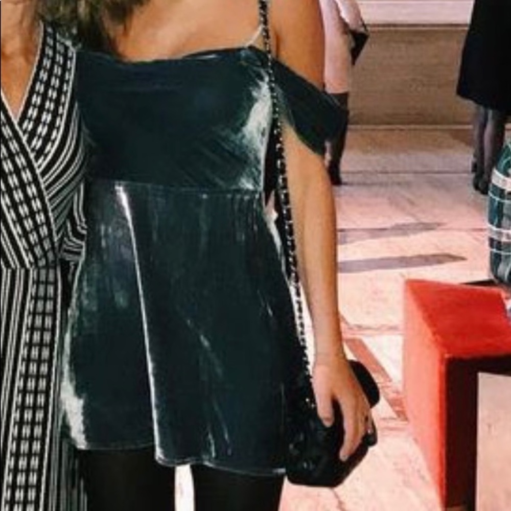 Reformation velvety dress so so cute